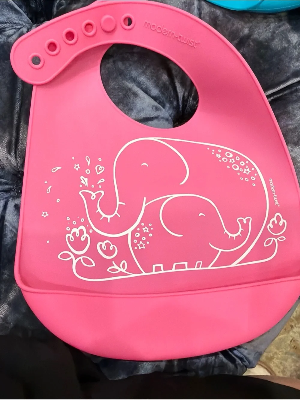 Green Silicone Baby Bib with Bear Fishing Print